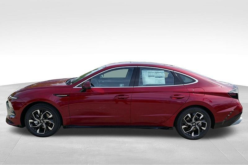 new 2024 Hyundai Sonata car, priced at $26,490