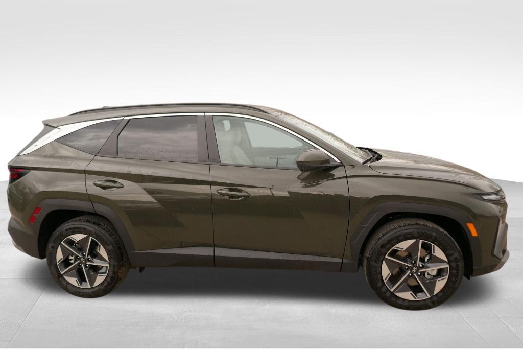 new 2025 Hyundai Tucson car, priced at $32,980