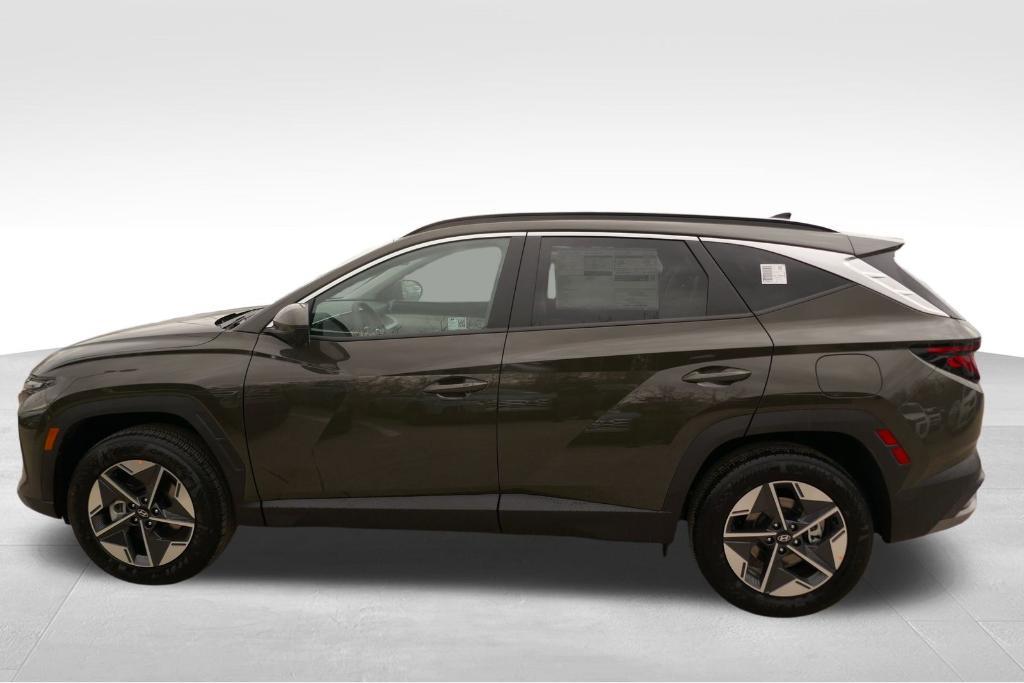 new 2025 Hyundai Tucson car, priced at $32,980