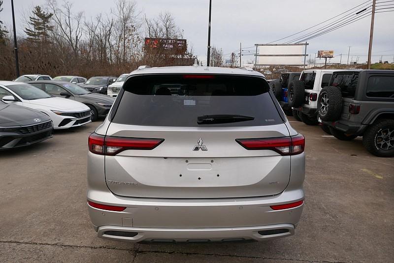 used 2023 Mitsubishi Outlander car, priced at $25,990