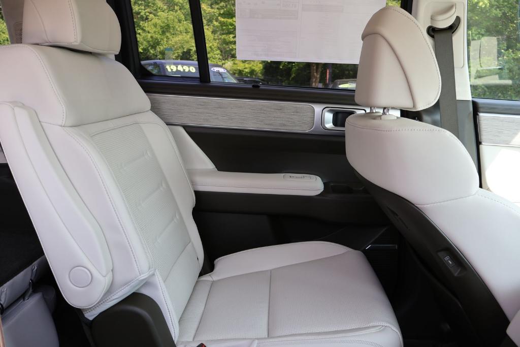 new 2025 Hyundai SANTA FE HEV car, priced at $50,212