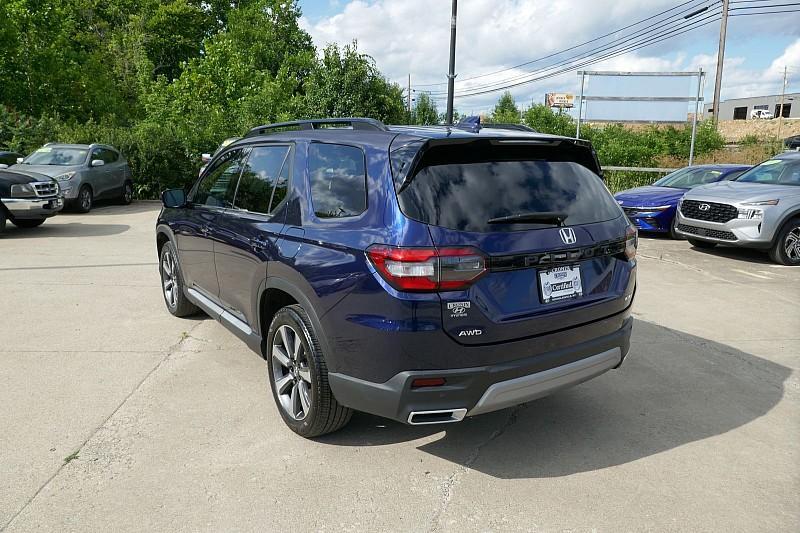 used 2023 Honda Pilot car, priced at $44,990