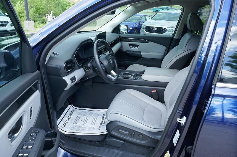 used 2023 Honda Pilot car, priced at $44,990