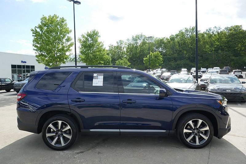 used 2023 Honda Pilot car, priced at $44,990