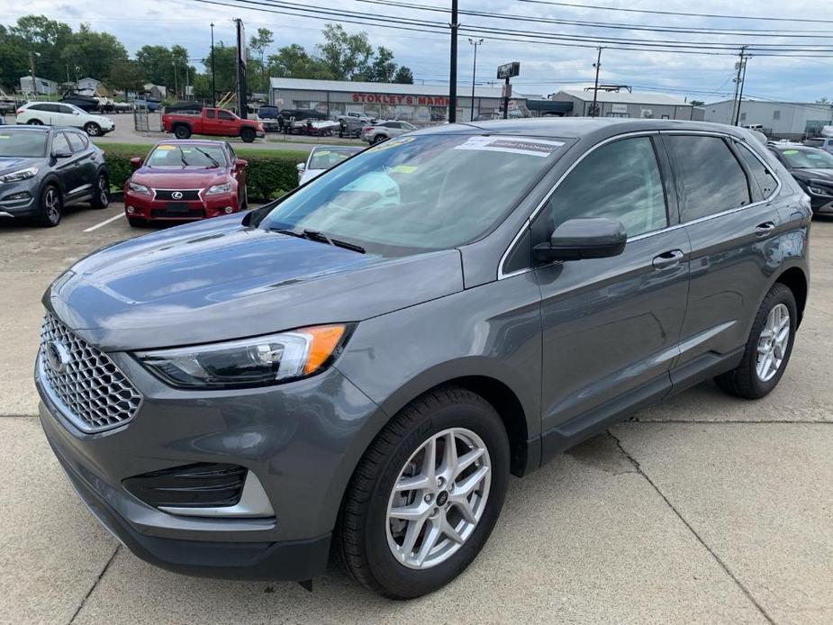 used 2024 Ford Edge car, priced at $28,990