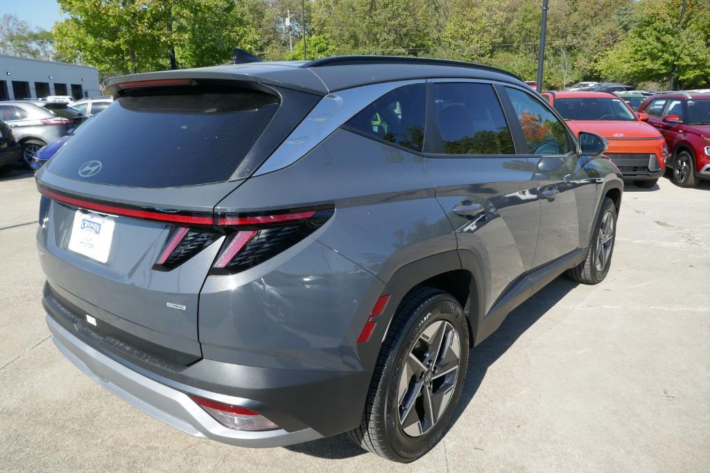 new 2025 Hyundai Tucson car, priced at $34,690