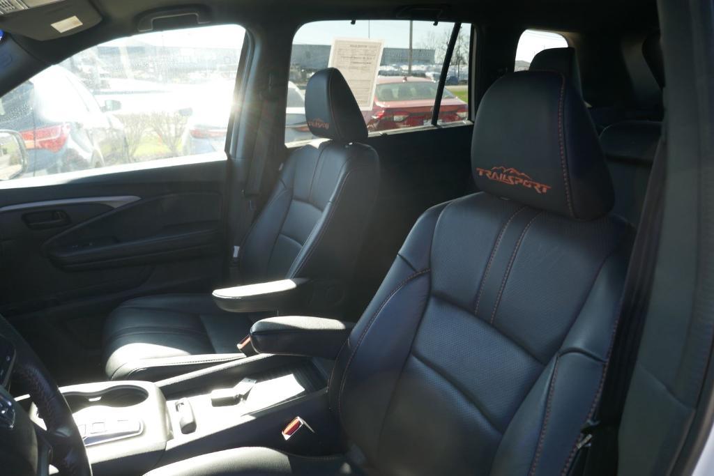 used 2022 Honda Passport car, priced at $29,390