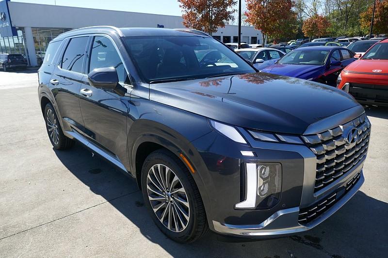 new 2025 Hyundai Palisade car, priced at $52,399