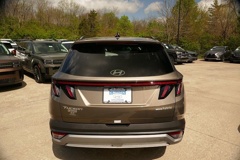 new 2025 Hyundai TUCSON Hybrid car, priced at $37,314
