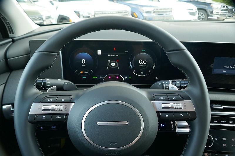 new 2025 Hyundai TUCSON Hybrid car, priced at $37,314