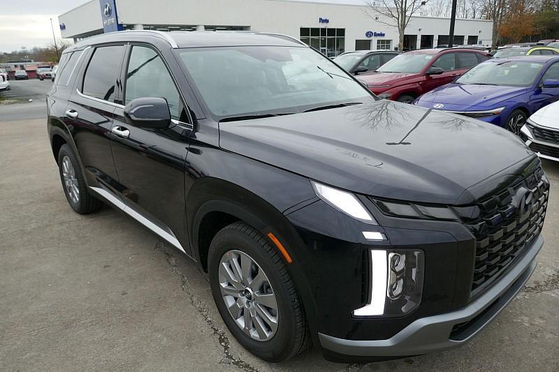 new 2025 Hyundai Palisade car, priced at $42,093