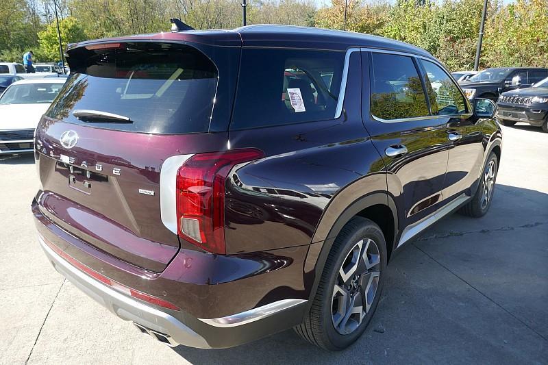 new 2025 Hyundai Palisade car, priced at $50,128