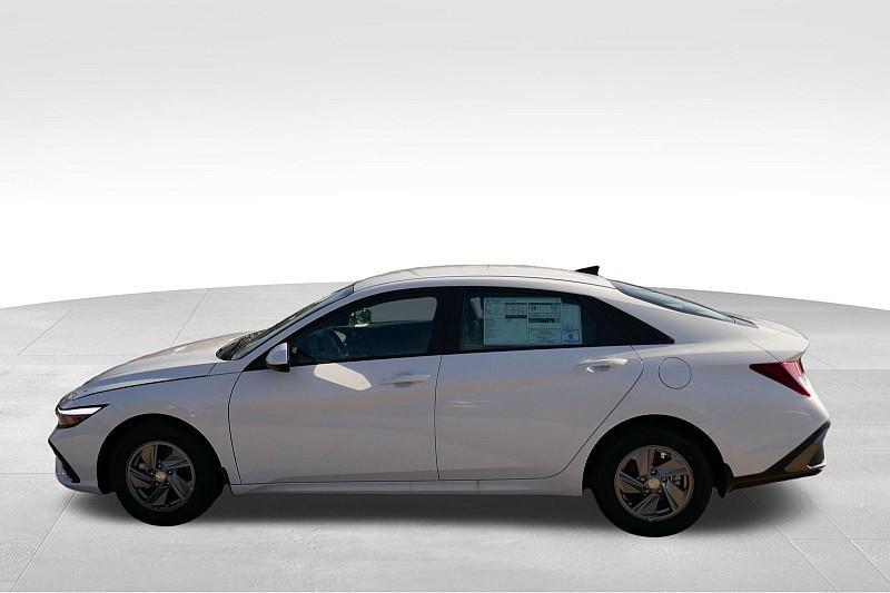 new 2025 Hyundai Elantra car, priced at $23,446