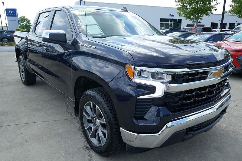 used 2024 Chevrolet Silverado 1500 car, priced at $43,990