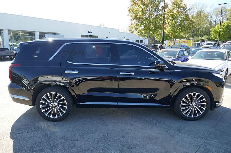 used 2023 Hyundai Palisade car, priced at $38,990