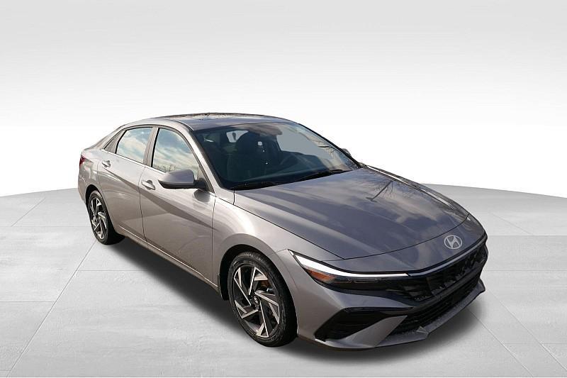 new 2025 Hyundai Elantra car, priced at $26,328