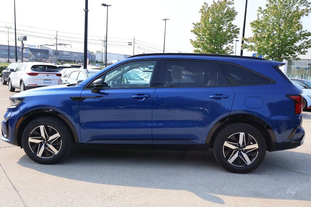 used 2022 Kia Sorento car, priced at $27,600
