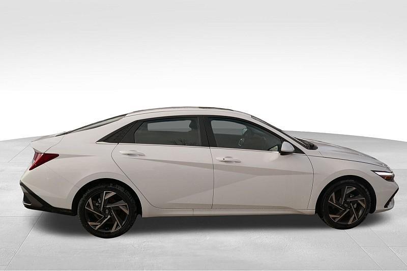 new 2025 Hyundai Elantra car, priced at $26,490