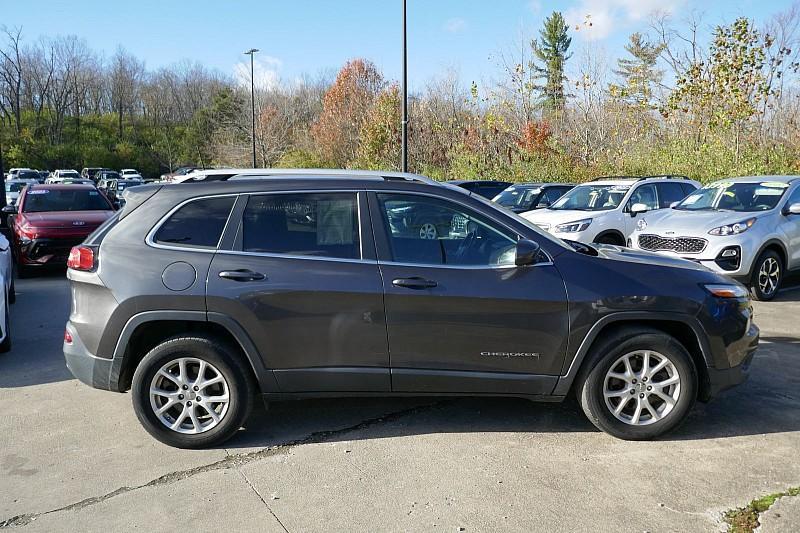 used 2016 Jeep Cherokee car, priced at $11,990