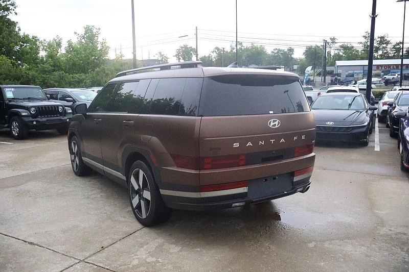 used 2025 Hyundai Santa Fe car, priced at $39,900