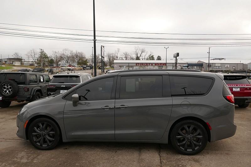 used 2020 Chrysler Pacifica car, priced at $22,490