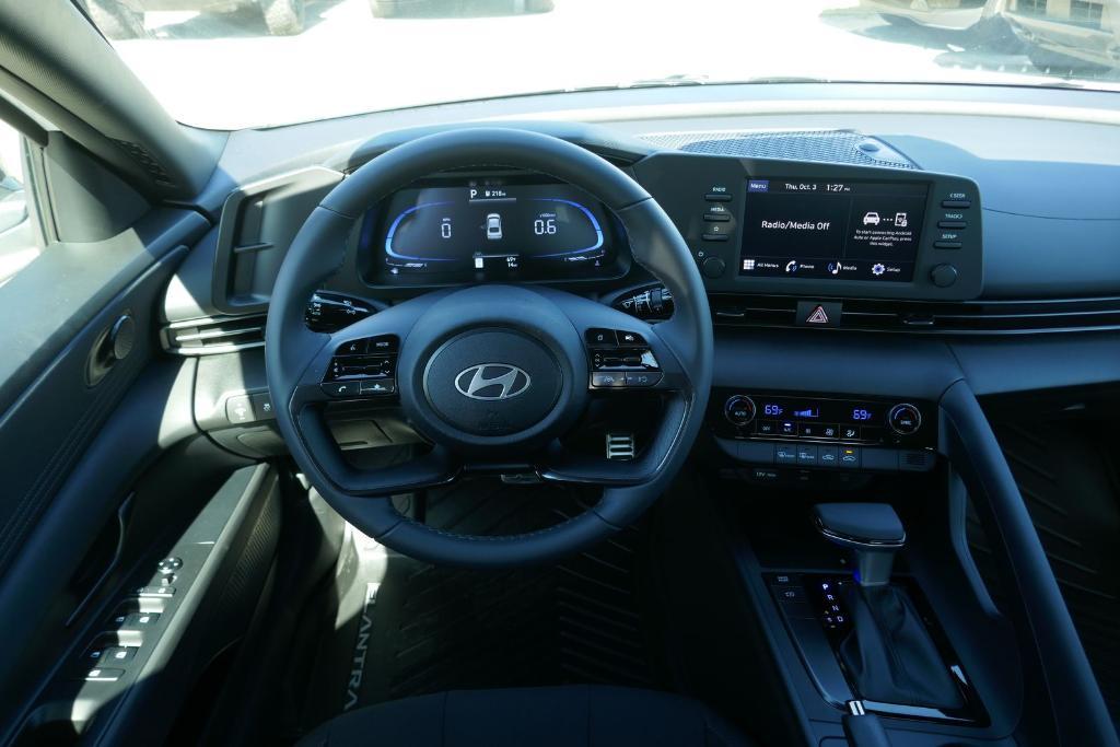 new 2025 Hyundai Elantra car, priced at $24,085