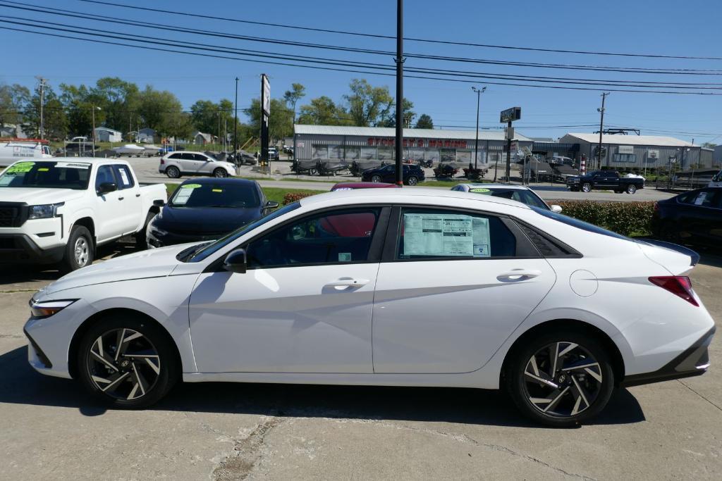 new 2025 Hyundai Elantra car, priced at $24,085