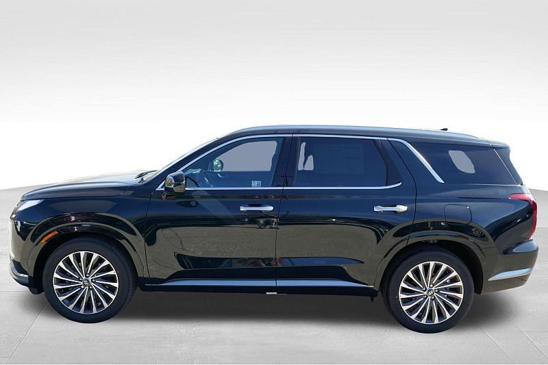 new 2025 Hyundai Palisade car, priced at $52,652