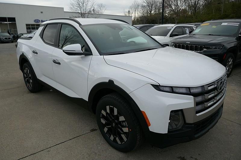 new 2025 Hyundai Santa Cruz car, priced at $32,371