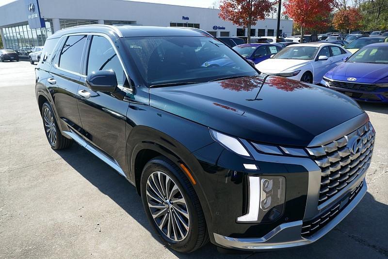 new 2025 Hyundai Palisade car, priced at $52,476