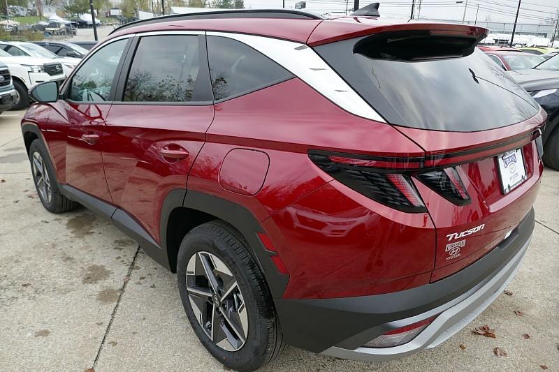 new 2025 Hyundai Tucson Hybrid car, priced at $37,193