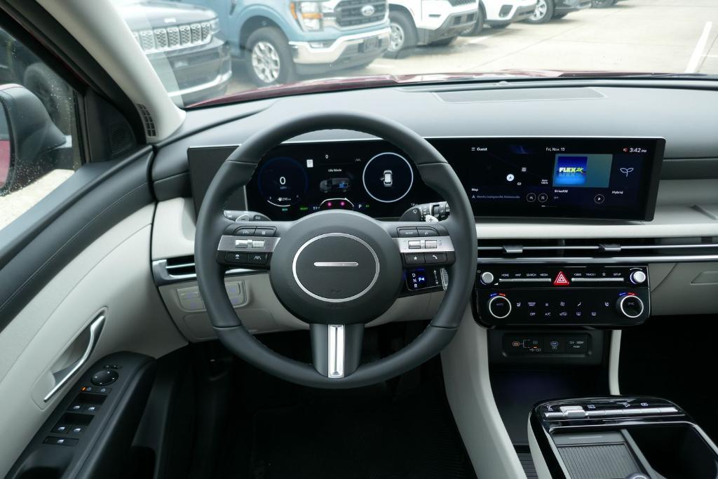 new 2025 Hyundai TUCSON Hybrid car, priced at $37,393