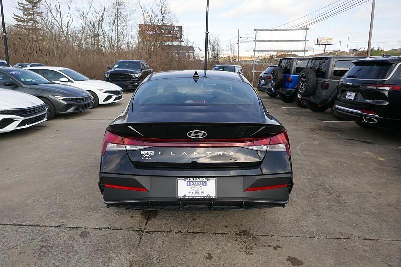 new 2025 Hyundai Elantra car, priced at $23,868