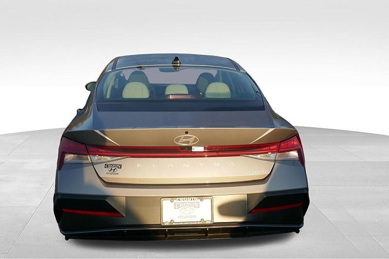 new 2025 Hyundai Elantra car, priced at $27,216