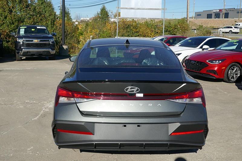 new 2025 Hyundai Elantra car, priced at $23,634