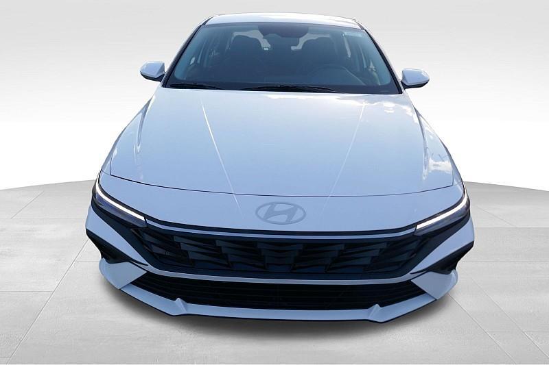 new 2025 Hyundai Elantra car, priced at $23,499