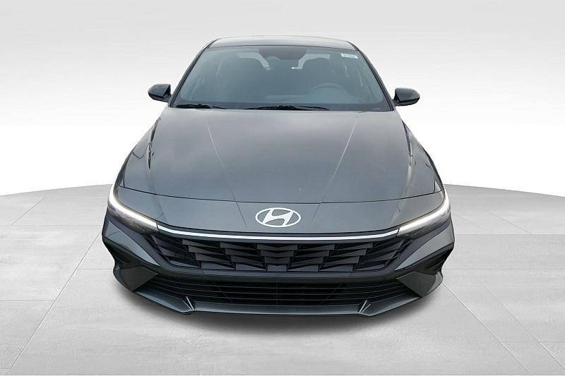 new 2025 Hyundai Elantra car, priced at $23,868