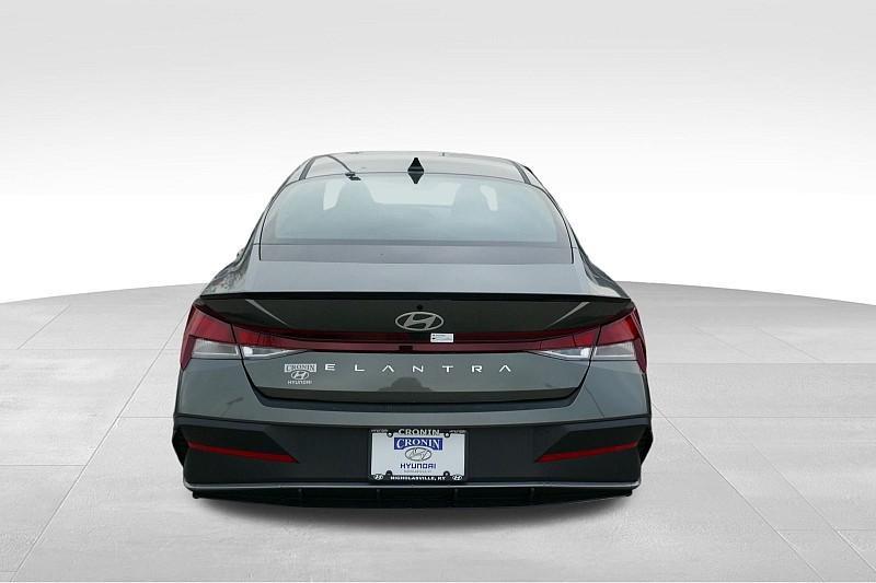 new 2025 Hyundai Elantra car, priced at $23,868