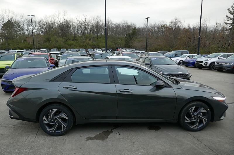 new 2025 Hyundai Elantra car, priced at $23,668