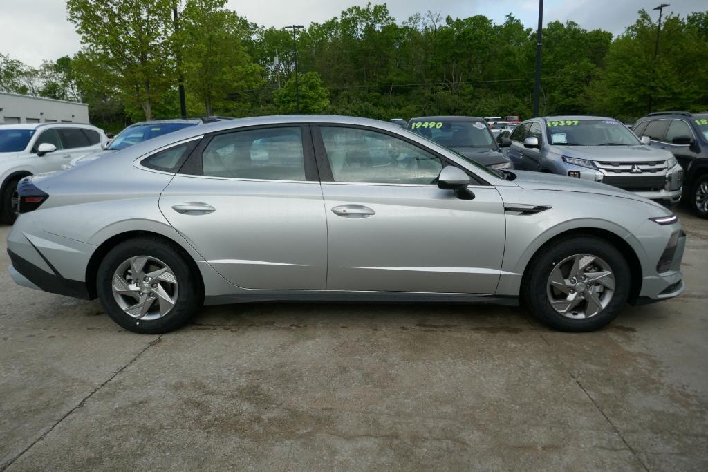 new 2025 Hyundai Sonata car, priced at $27,494
