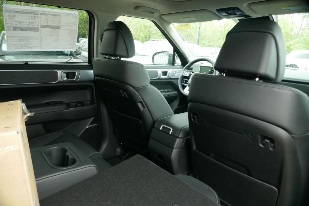new 2025 Hyundai SANTA FE HEV car, priced at $47,329