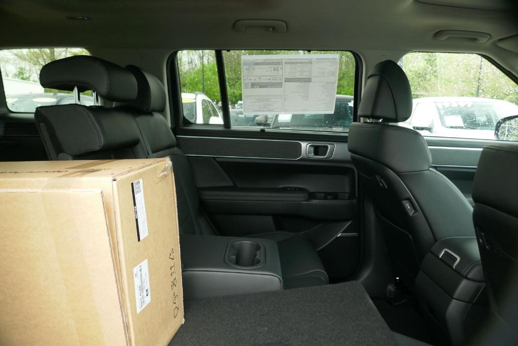 new 2025 Hyundai SANTA FE HEV car, priced at $47,329