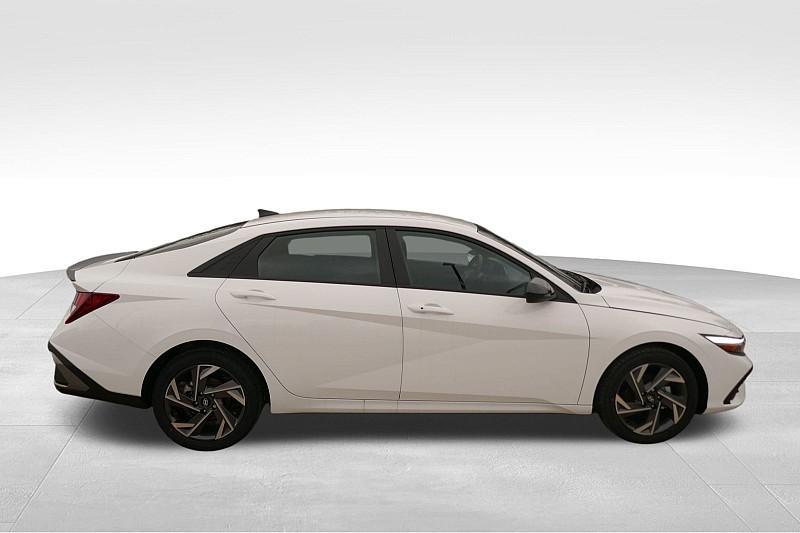 new 2025 Hyundai Elantra car, priced at $24,319