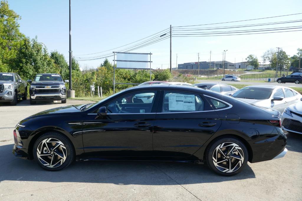 new 2024 Hyundai Sonata car, priced at $30,614