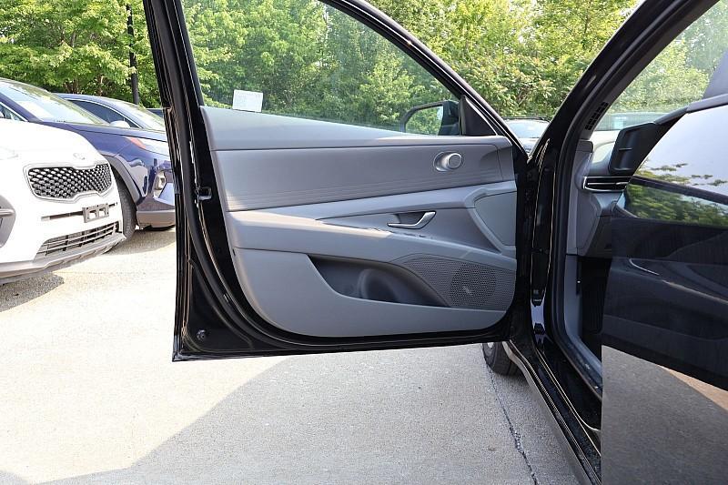 new 2025 Hyundai Elantra car, priced at $23,408