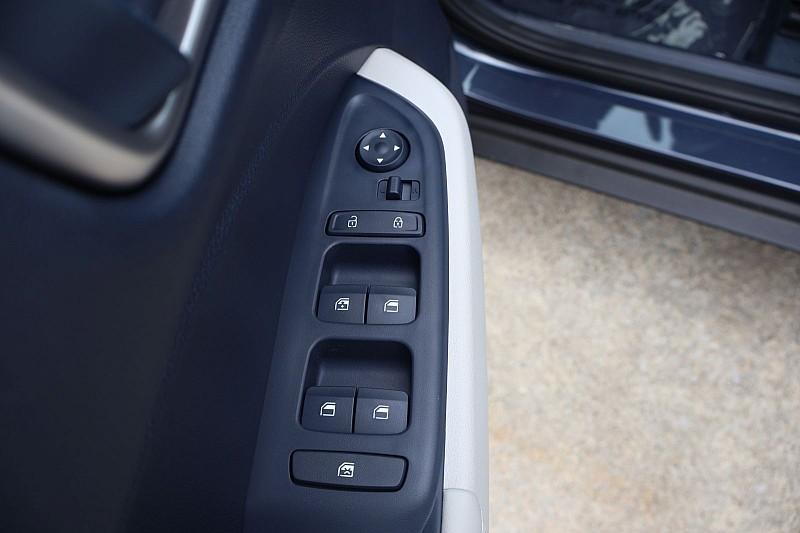 new 2025 Hyundai Venue car, priced at $24,893