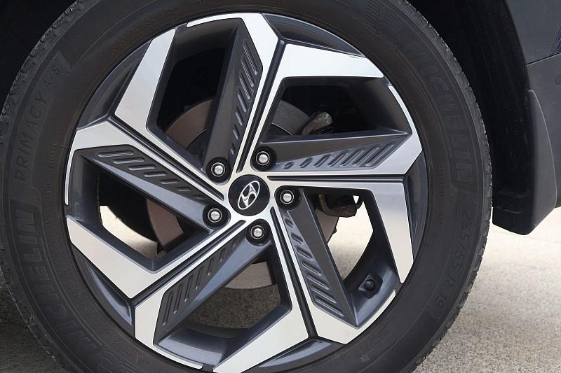 used 2022 Hyundai TUCSON Hybrid car, priced at $24,970