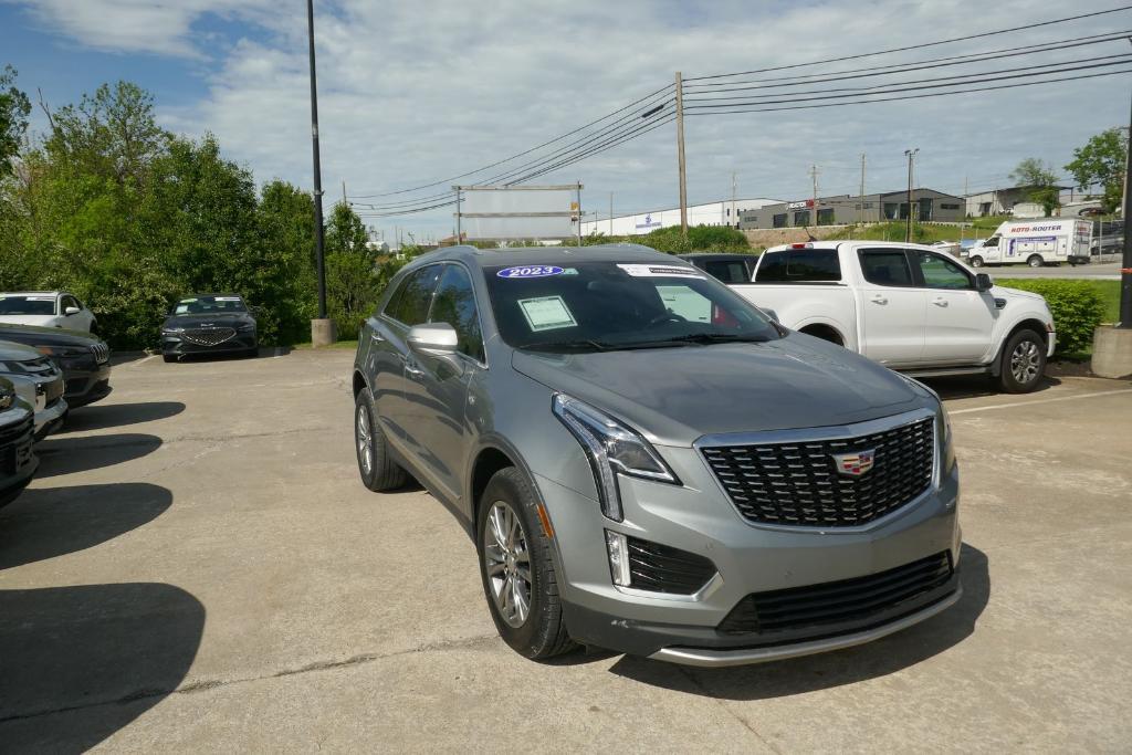 used 2023 Cadillac XT5 car, priced at $32,590