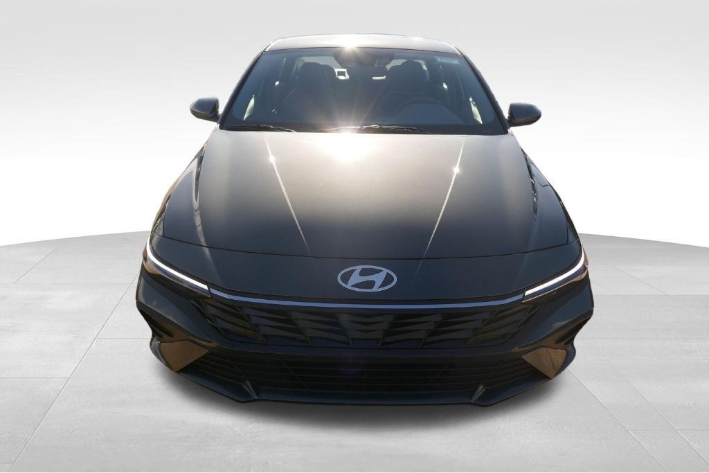 new 2025 Hyundai Elantra car, priced at $22,995