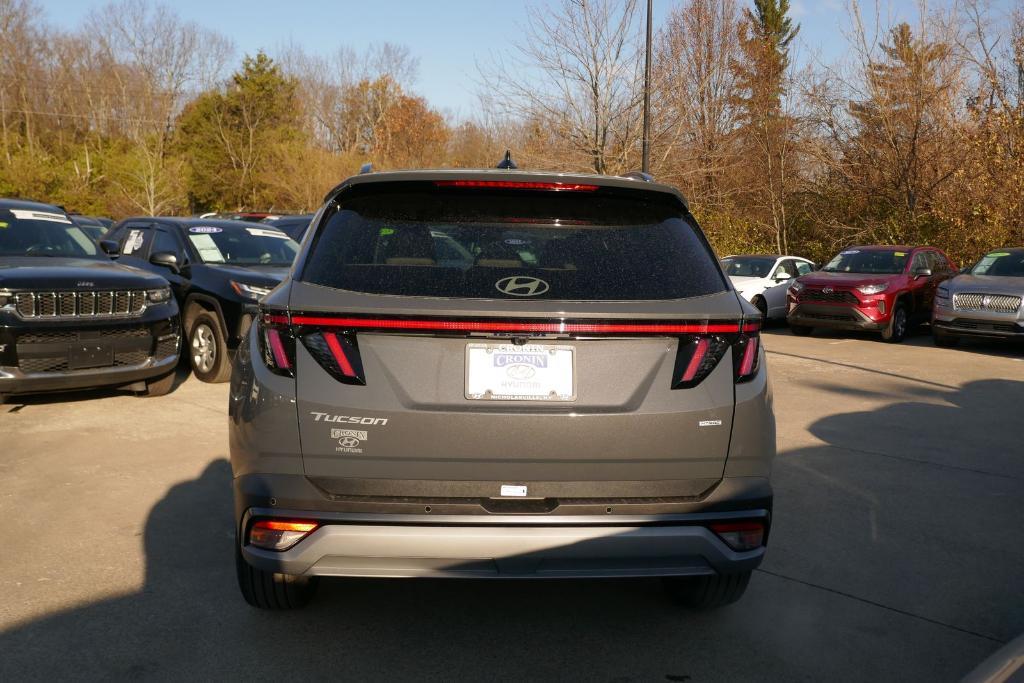 new 2025 Hyundai Tucson car, priced at $40,258